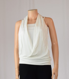 Top cache-cœur blanc